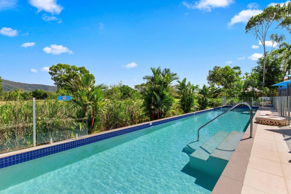 Pool Resort Port Douglas Exterior foto